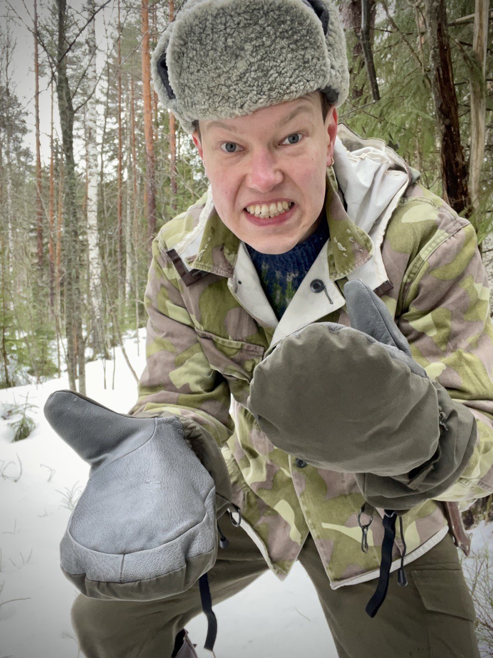 Itävallan armeijan Gore-Tex rukkaset, ylijäämä