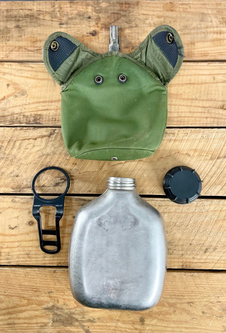 Suomen armeijan kenttäpullo, 0,85 l, rosteria, ylijäämä