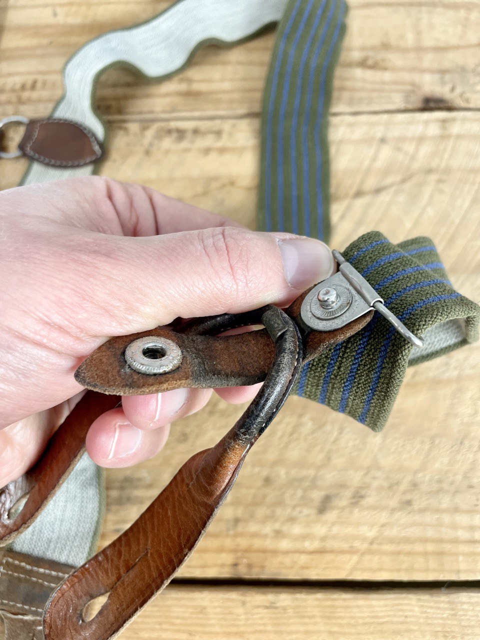 Suomen armeijan nappihenkselit, sota-ajan malli, ylijäämä