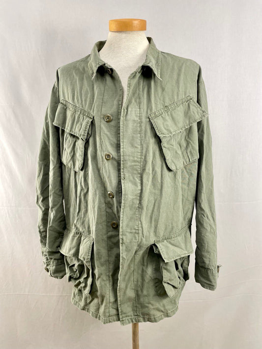 Jenkkiarmeijan 3rd Pattern viidakkotakki, reproduktio, käytetty