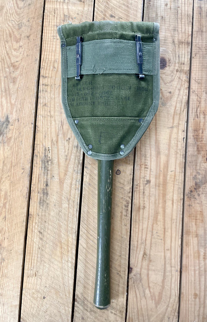 Jenkkiarmeijan M-1943 kenttälapio M-1956 kannikkeella, ylijäämä