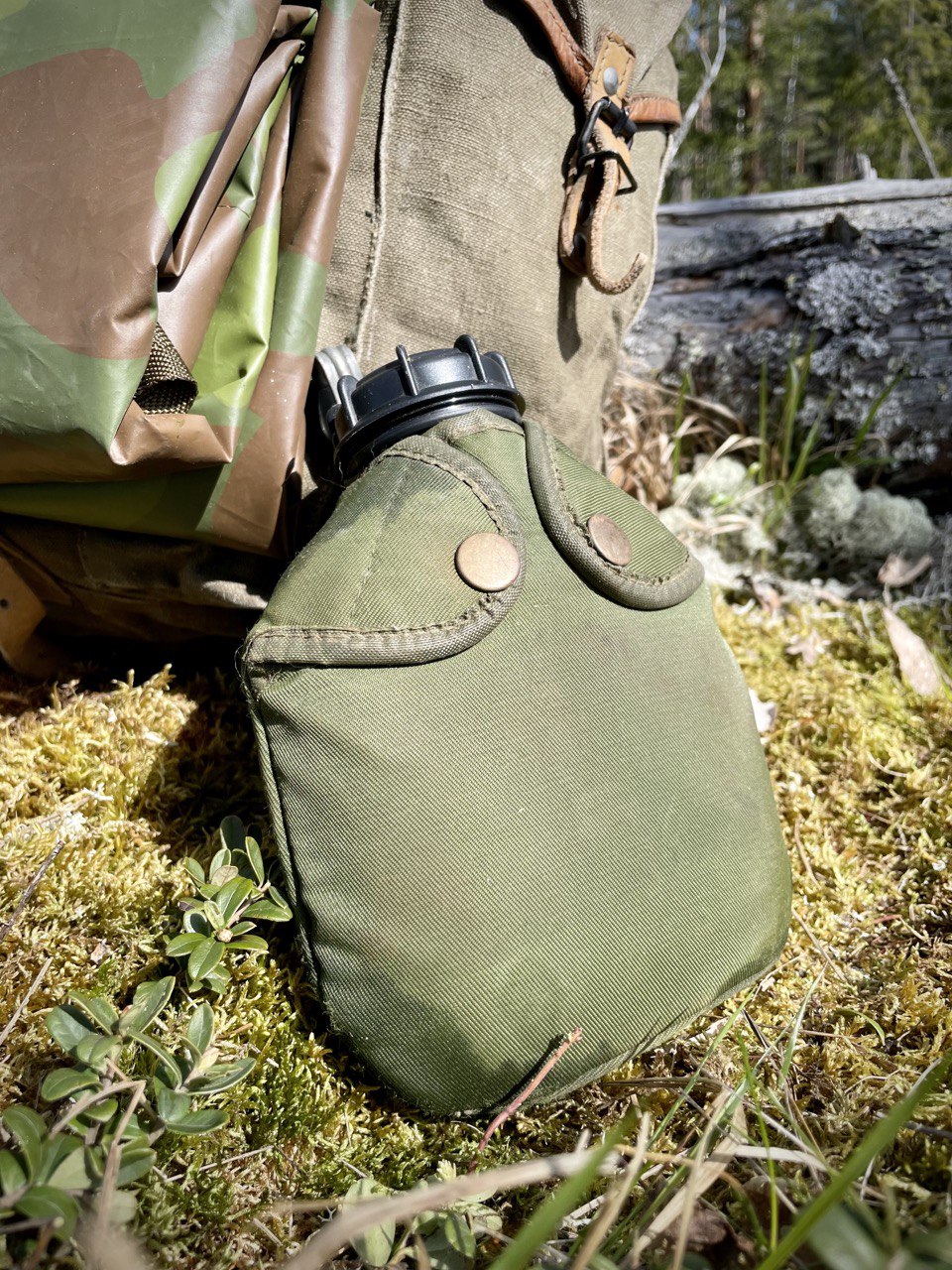 Suomen armeijan kenttäpullo, 0,85 l, rosteria, ylijäämä