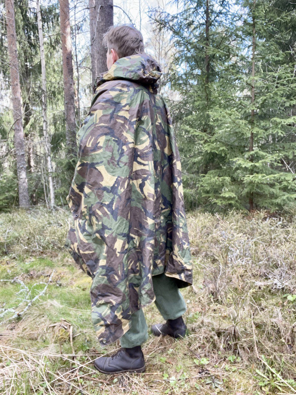 Hollannin armeijan sadeviitta/laavukangas, DPM-maastokuvioitu, ylijäämä