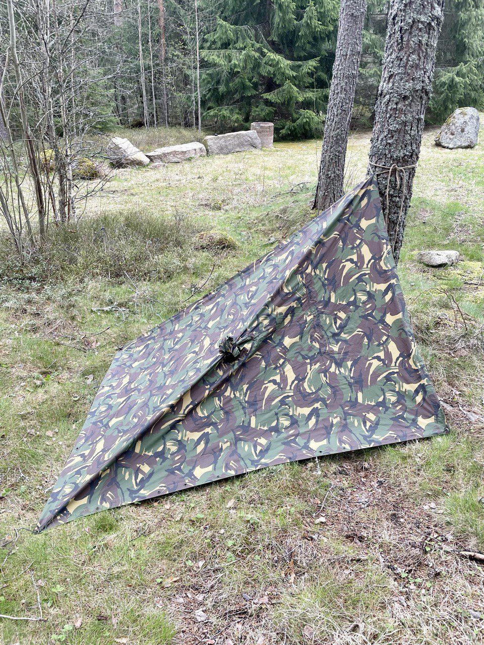 Hollannin armeijan sadeviitta/laavukangas, DPM-maastokuvioitu, ylijäämä