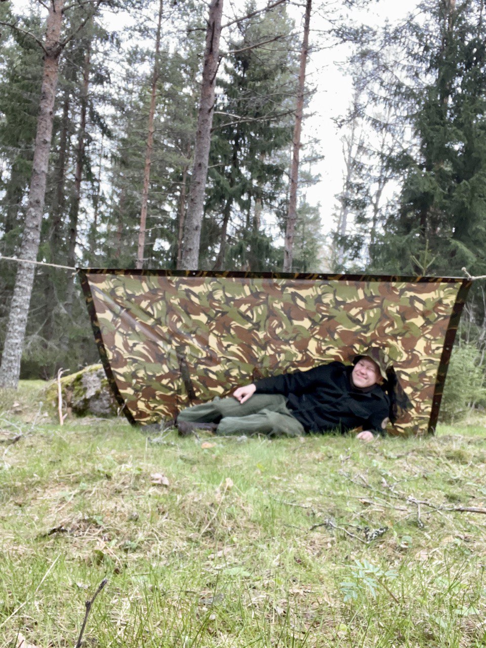 Hollannin armeijan sadeviitta/laavukangas, DPM-maastokuvioitu, ylijäämä
