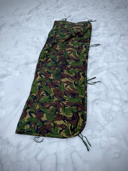 Hollannin armeijan sadeviitan vuori, "Poncho Liner", DPM, ylijäämä
