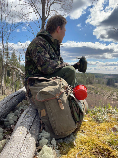 Suomen armeijan kenttäpullo, 0,85 l, rosteria, ylijäämä