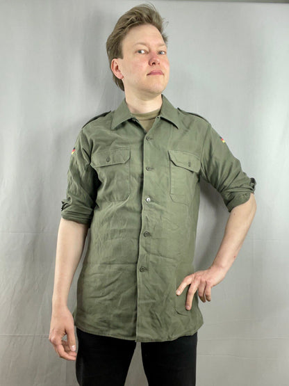 Bundeswehrin kenttäpaita, oliivinvihreä, ylijäämä