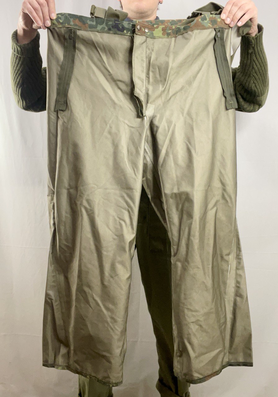 Bundeswehrin Gore-Tex kalvohousut, Flecktarn, ylijäämä