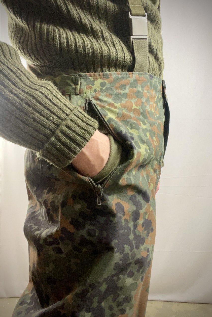 Bundeswehrin Gore-Tex kalvohousut, Flecktarn, ylijäämä