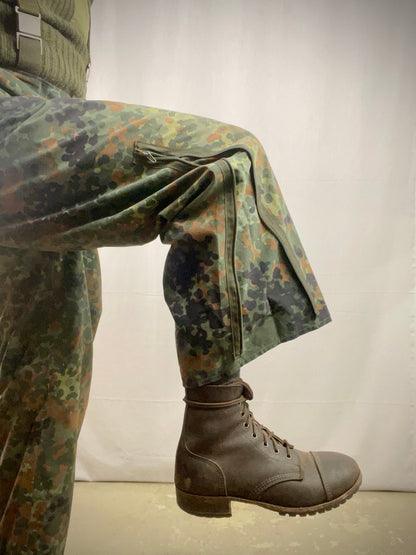 Bundeswehrin Gore-Tex kalvohousut, Flecktarn, ylijäämä