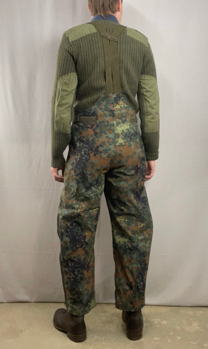 Bundeswehrin Gore-Tex kalvohousut, Flecktarn, ylijäämä