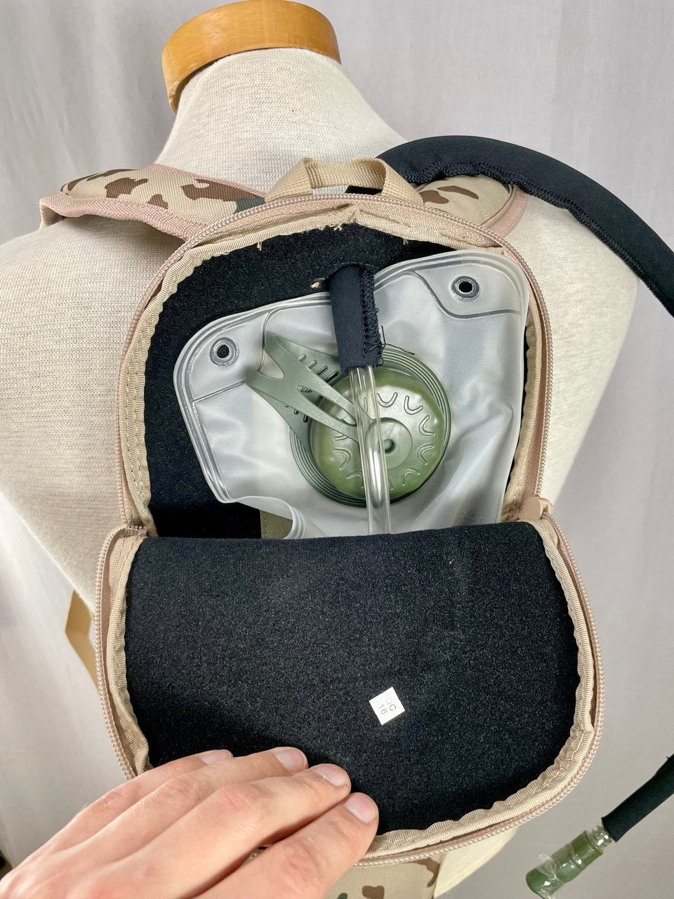 Mil-Tec juomareppu, 2 l, uudenveroinen