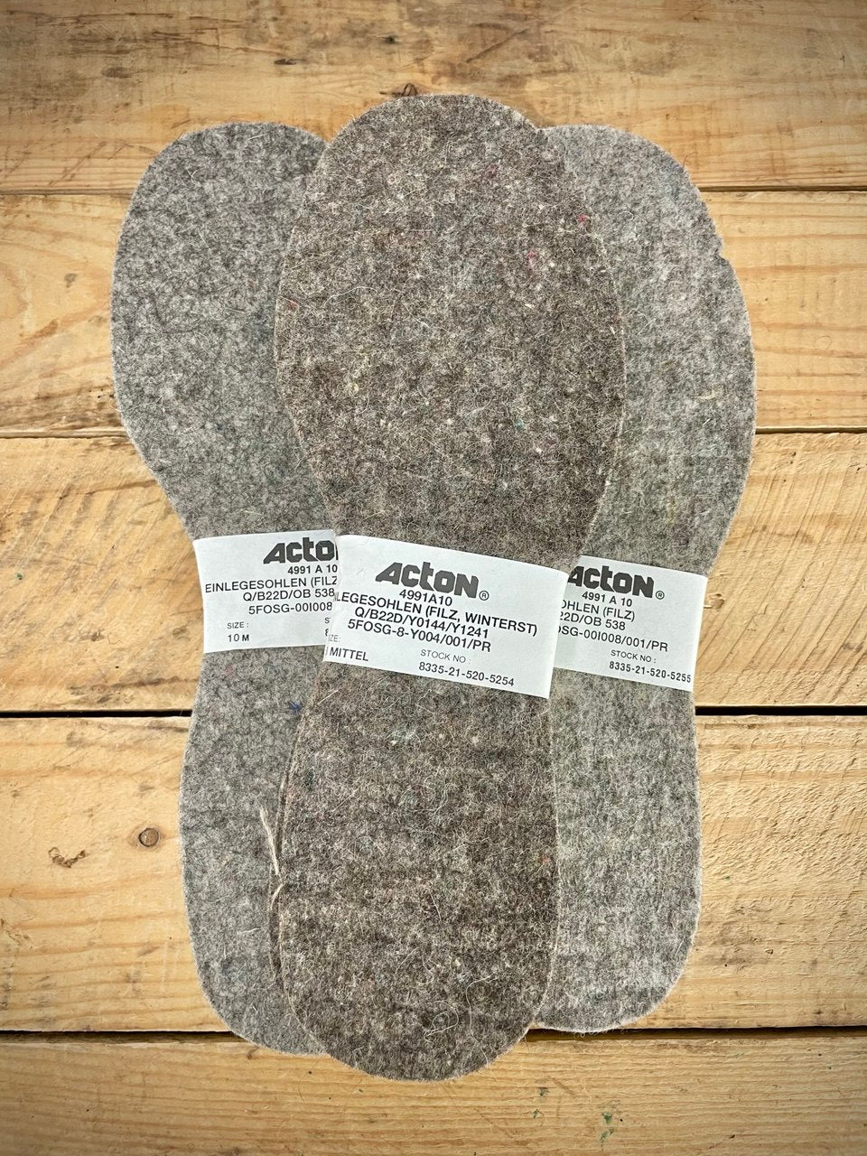 Kanadan armeijan huopapohjalliset, jäätävän paksut, ylijäämä