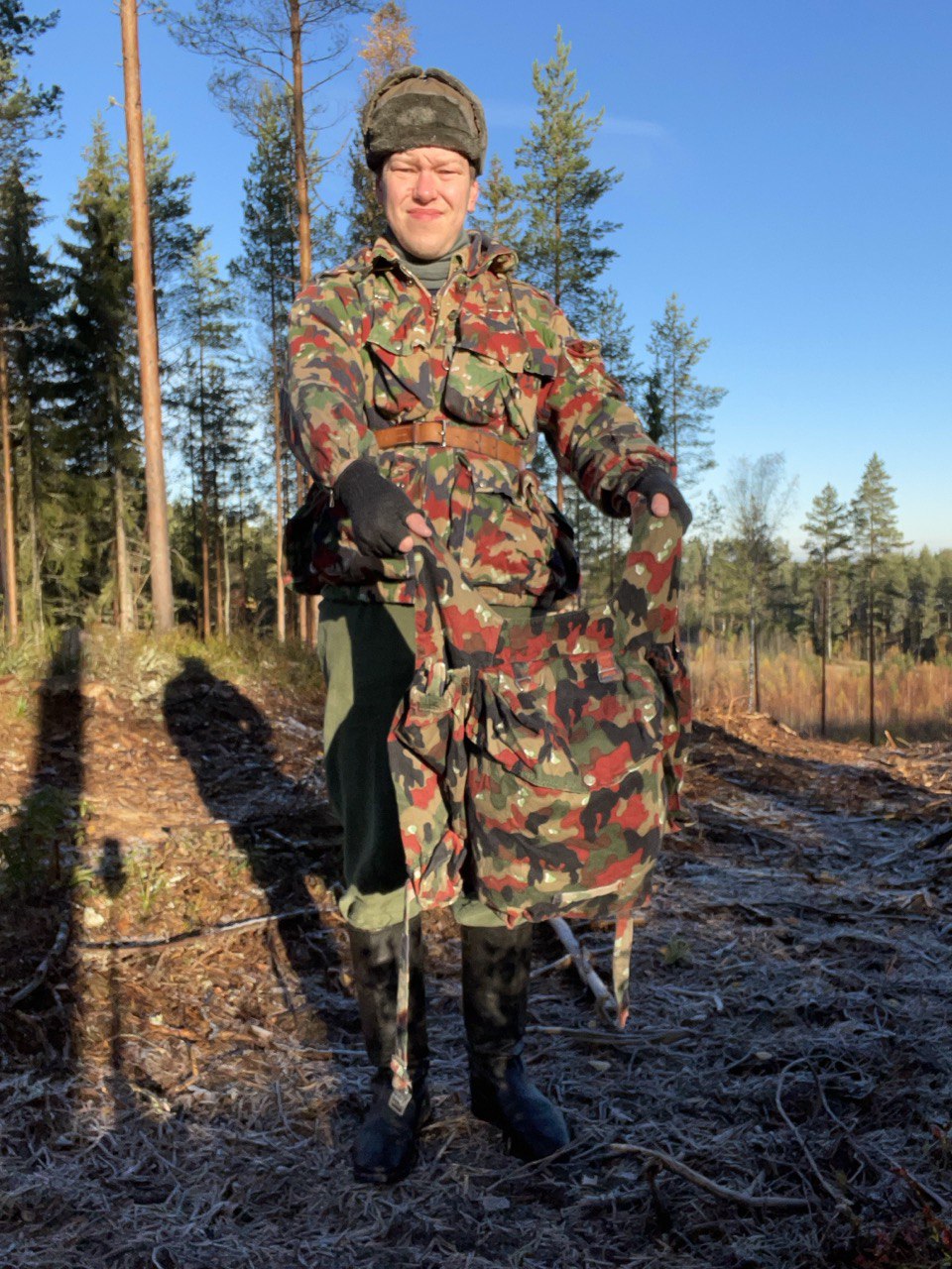 Sveitsin armeijan M70 kenttätakki päivärepulla, Alpenflage, ylijäämä