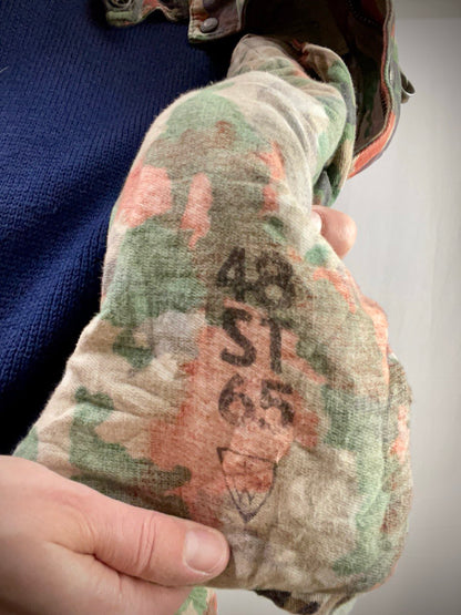 Sveitsin armeijan M70 kenttätakki päivärepulla, Alpenflage, ylijäämä