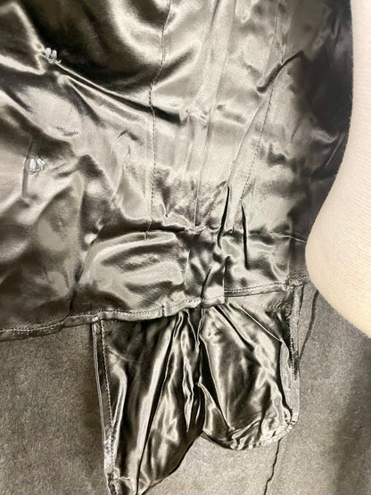 Suomen armeijan upseerin "M36" sarkamantteli, koko 50-52, ylijäämä