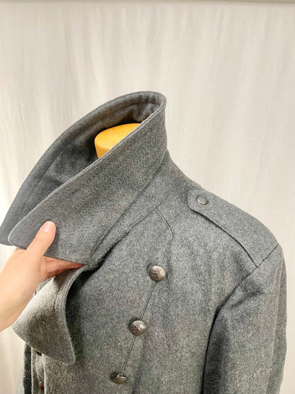 Suomen armeijan upseerin "M36" sarkamantteli, koko 50-52, ylijäämä