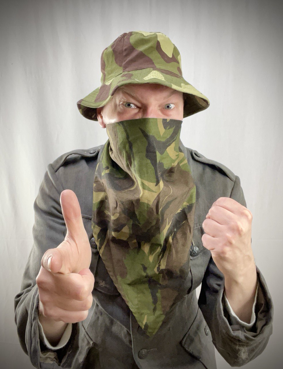 Hollannin armeijan kolmiohuivi, DPM, ylijäämä
