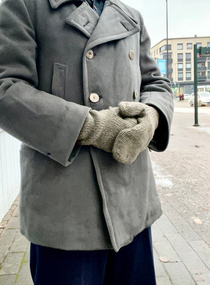 Ruotsin armeijan villatumput sormireiällä, "älypuhelinlapaset", ylijäämä