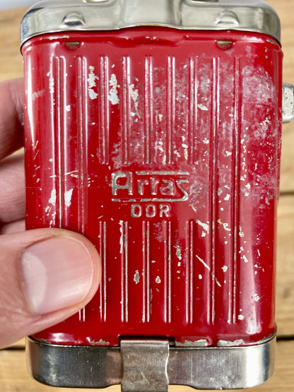 "Artas" taskulamppu Itä-Saksan kuolinpesästä, käytetty