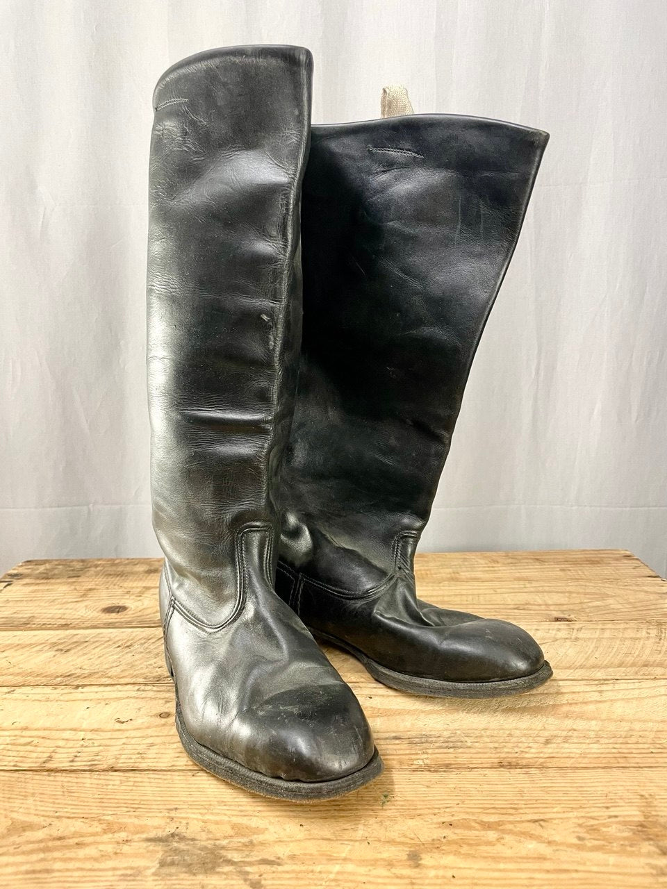 Neuvostoarmeijan paraatisaappaat, koko 38, käytetyt