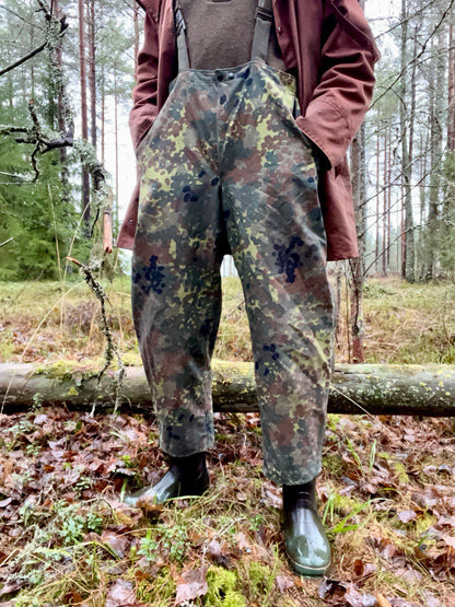 Bundeswehrin Gore-Tex kalvohousut, Flecktarn, ylijäämä
