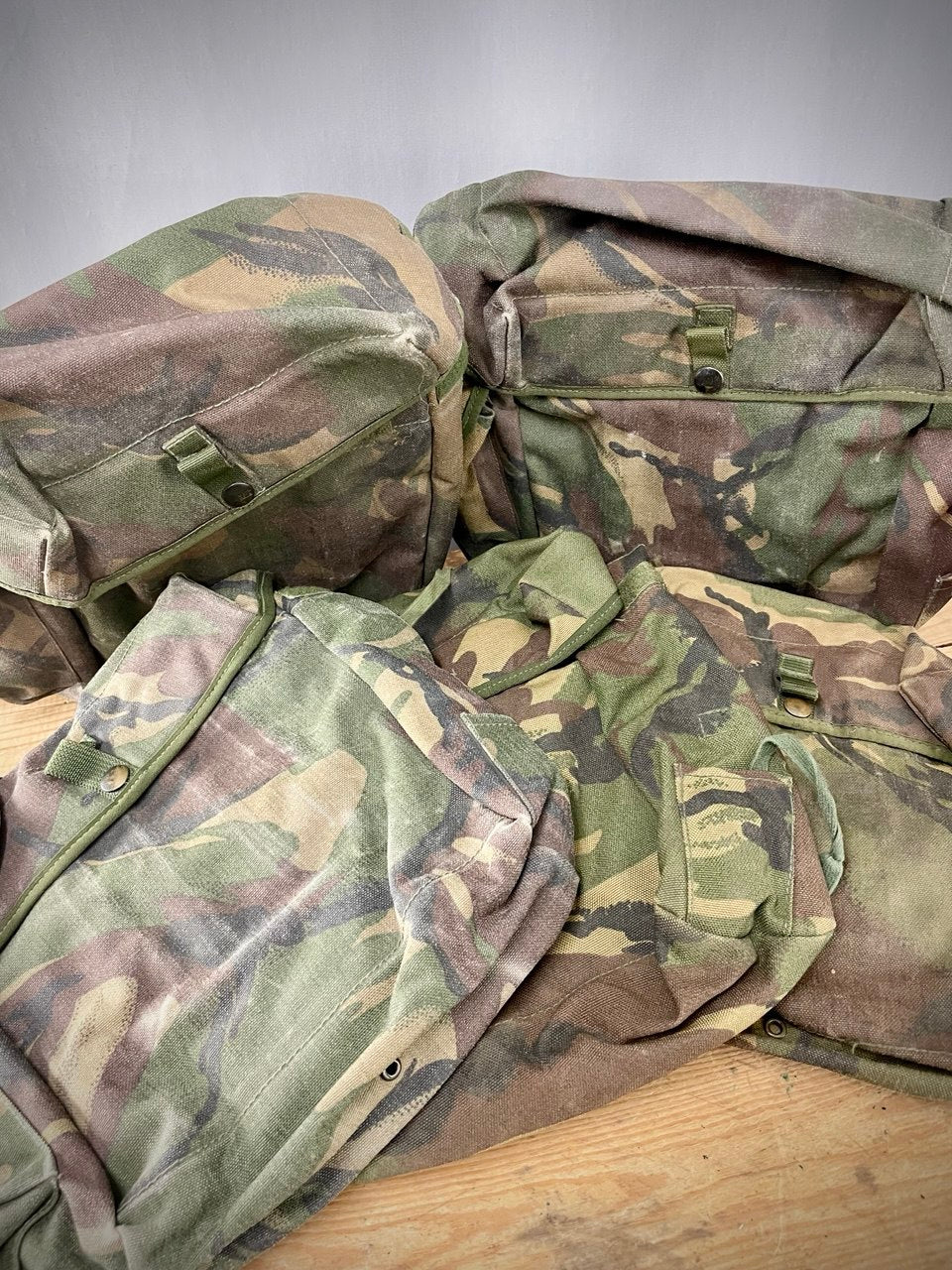 Brittiarmeijan PLCE-kaasunaamarilaukku, DPM, ylijäämä