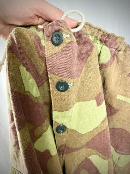 Suomen armeijan M62 maastohousut, paksumpi kangas, vuodelta 1991!