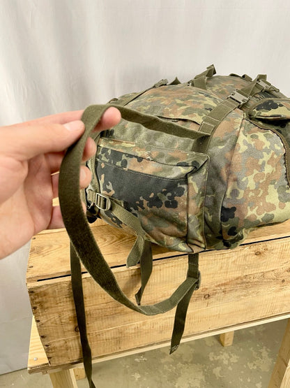 Bundeswehrin taistelijan rinkka, Flecktarn, 65-litrainen, ylijäämä