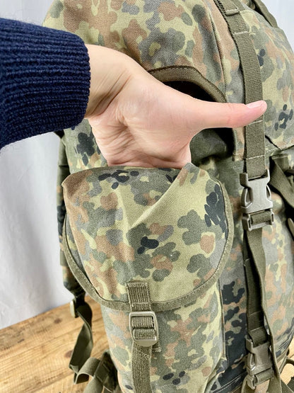 Bundeswehrin taistelijan rinkka, Flecktarn, 65-litrainen, ylijäämä