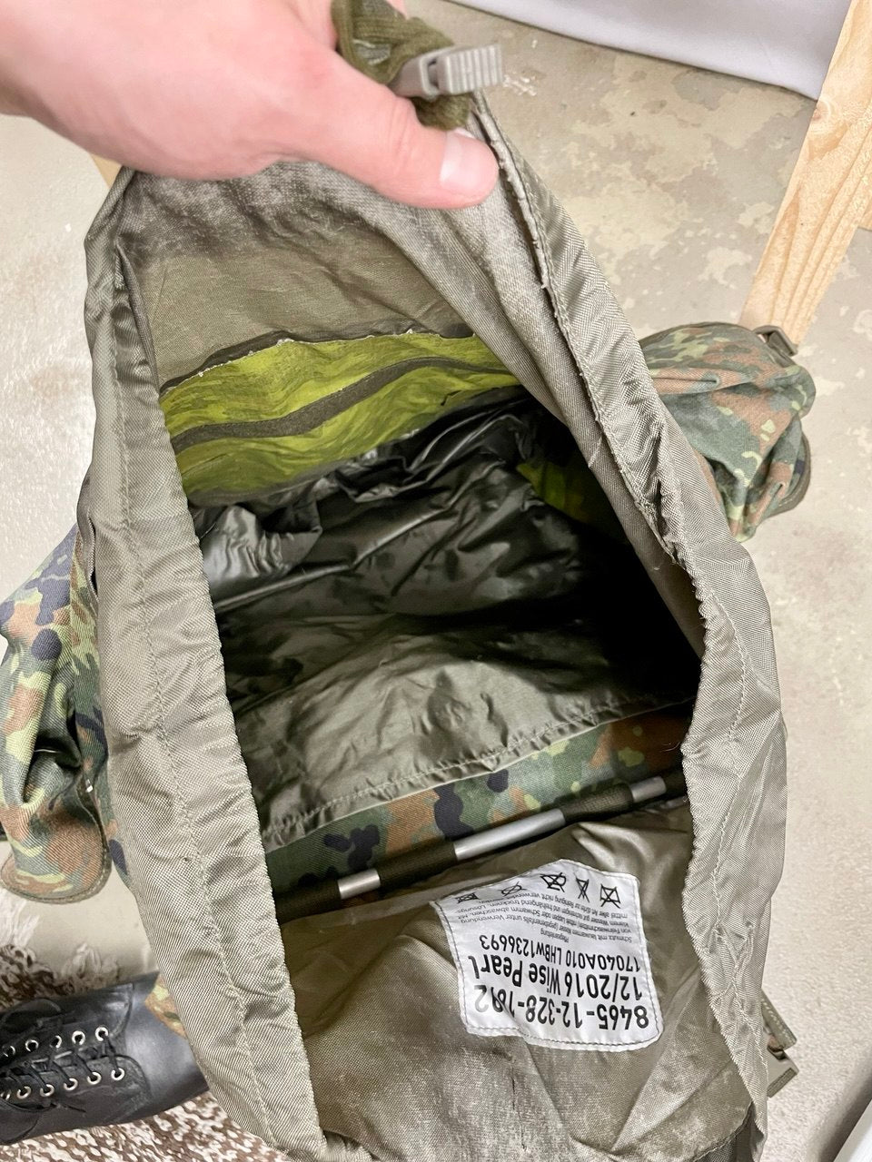 Bundeswehrin taistelijan rinkka, Flecktarn, 65-litrainen, ylijäämä