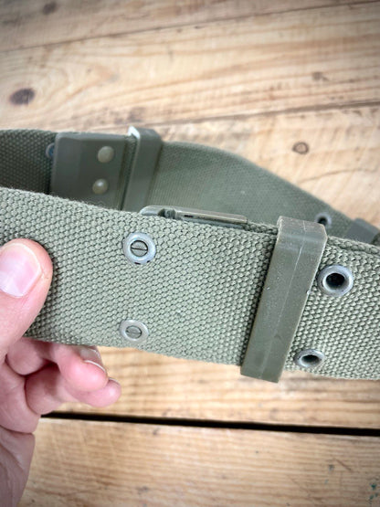 Ranskan armeijan FAMAS-taisteluvyö, ylijäämä