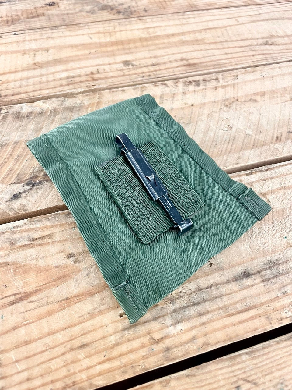 Jenkkiarmeijan ALICE ensiside-/kompassitasku, ylijäämä