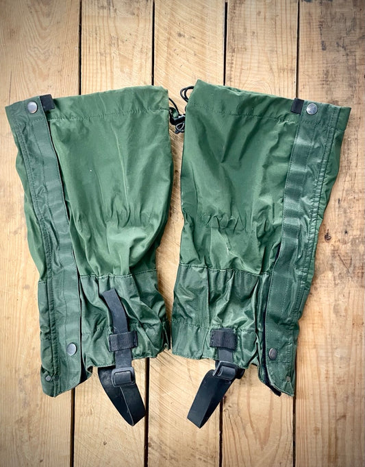 Hollannin armeijan säärystimet, vihreät, huippumodernit, ylijäämä