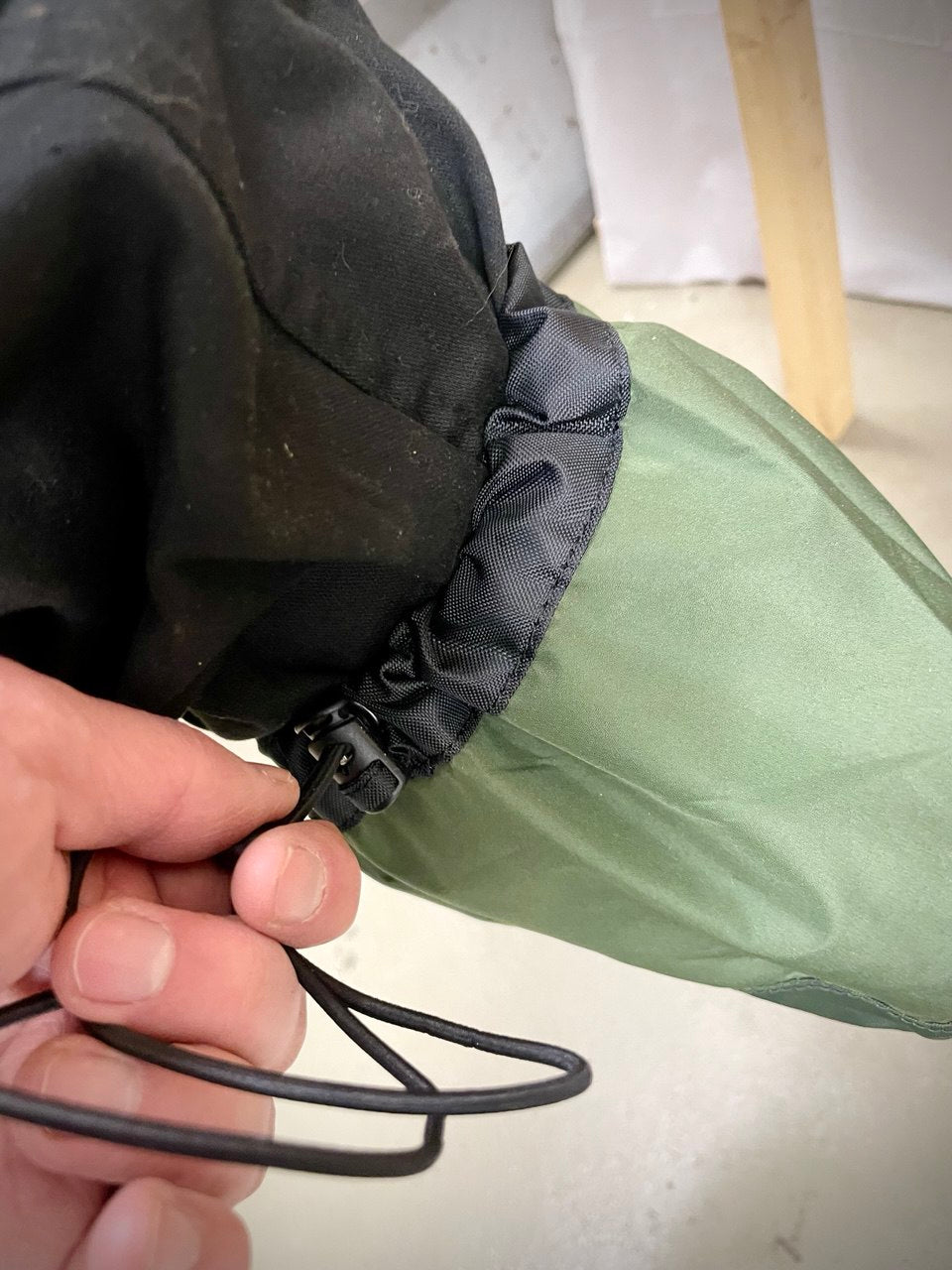 Hollannin armeijan säärystimet, vihreät, huippumodernit, ylijäämä