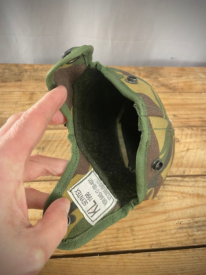 Hollannin armeijan kenttäpullo kupilla ja taskulla, ylijäämä