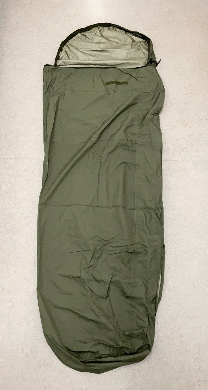 Hollannin armeijan makuupussin Gore-Tex -päällinen, ylijäämä