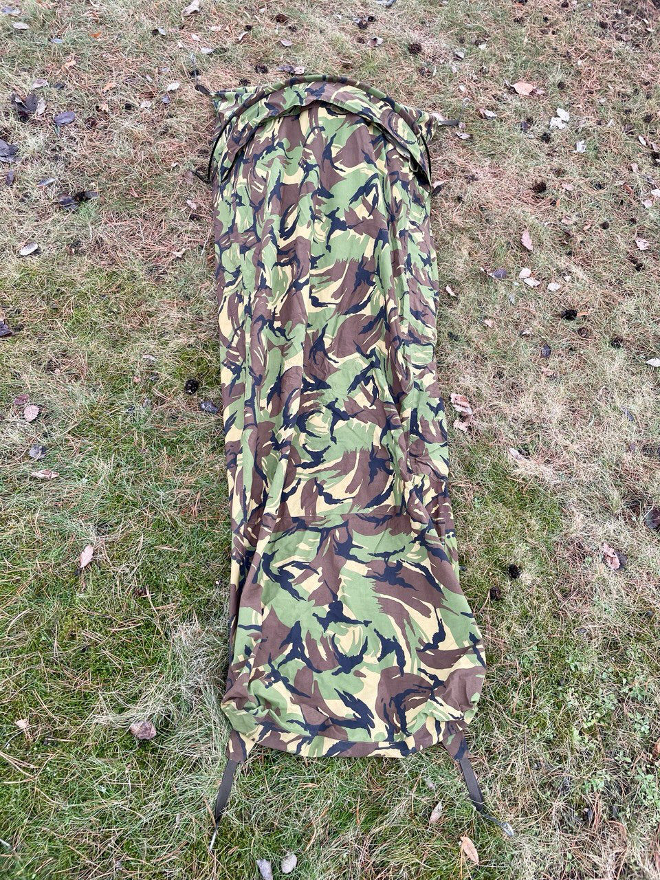 Hollannin armeijan Gore-Tex bivy-pussi, DPM, ylijäämä