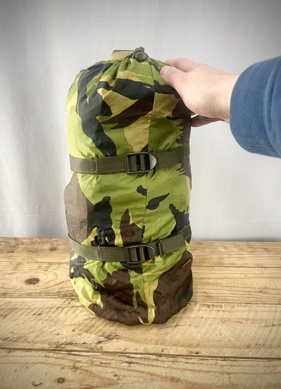 Hollannin armeijan Gore-Tex bivy-pussi, DPM, ylijäämä