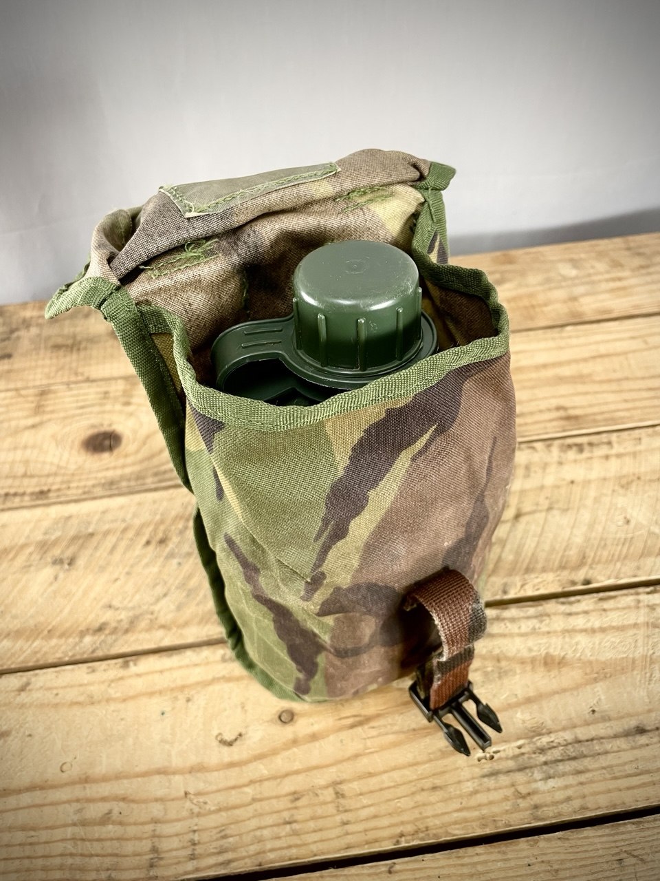 Hollannin armeijan modulaarinen kenttäpullotasku, ylijäämä