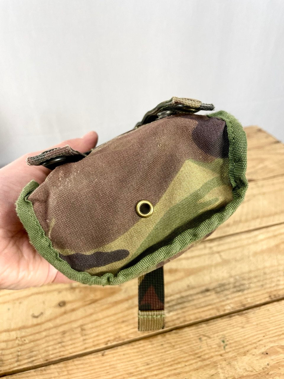 Hollannin armeijan modulaarinen kenttäpullotasku, ylijäämä