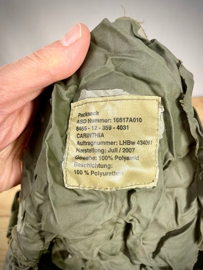 Bundeswehrin kompressiopussi, keskikokoinen, ylijäämä