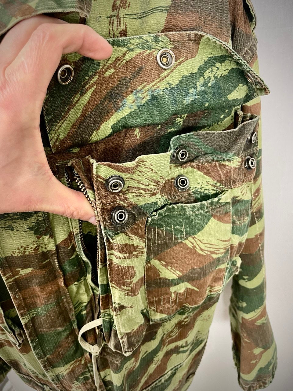 Ranskan armeijan TAP 47/56 maastotakki, Lizard-maastokuviolla, koko Medium, ylijäämä