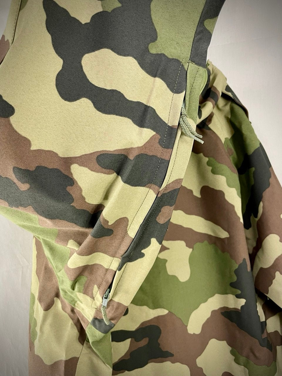 Ranskan armeijan F2 Gore-Tex -parka, CCE, ylijäämä