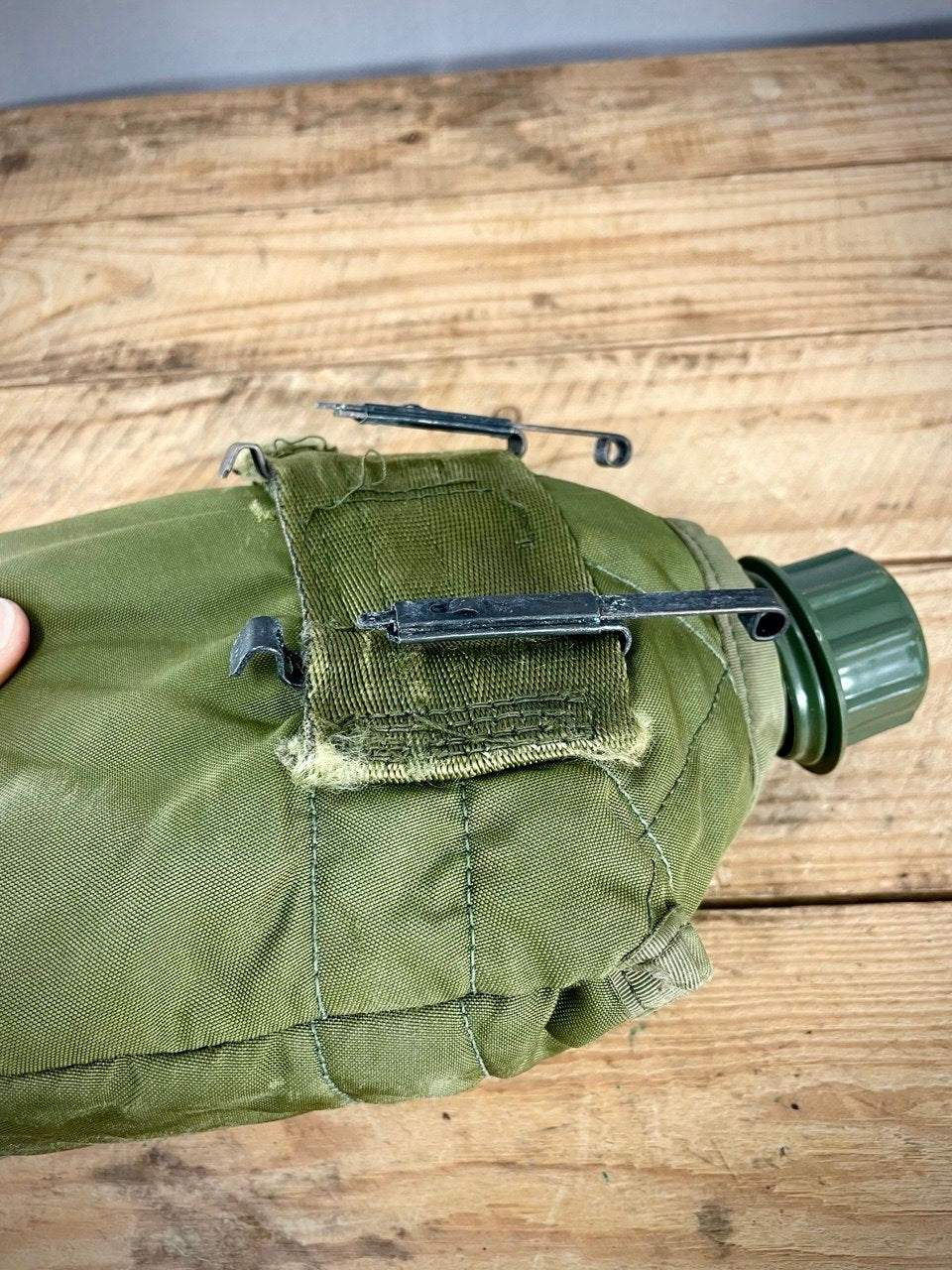 Jenkkiarmeijan mallinen 1 qt kenttäpullo ALICE-taskulla, ylijäämä