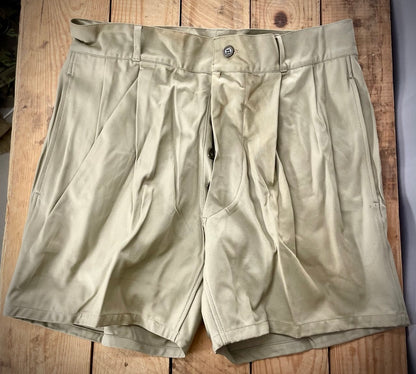 Italian armeijan shortsit, huipputyylikkäät, ylijäämä