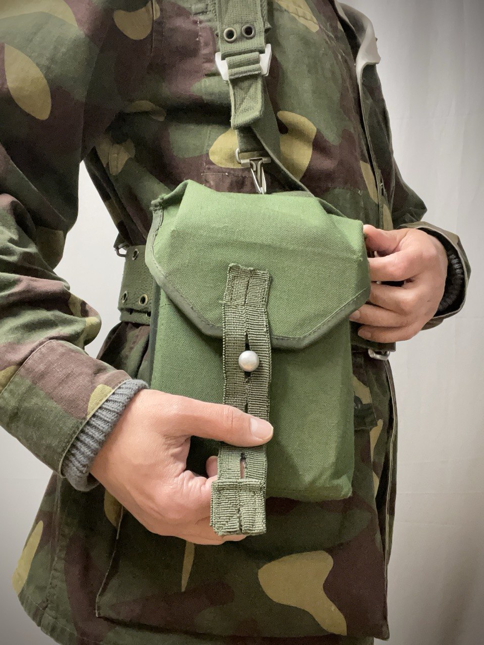 Ruotsin armeijan 304 tetsari, neliosainen, ylijäämä