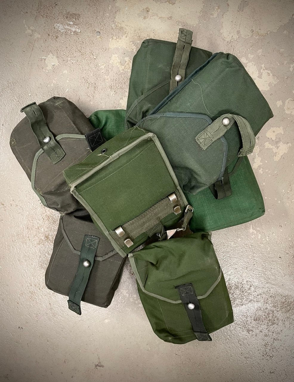 Ruotsin armeijan 304 tetsari, neliosainen, ylijäämä