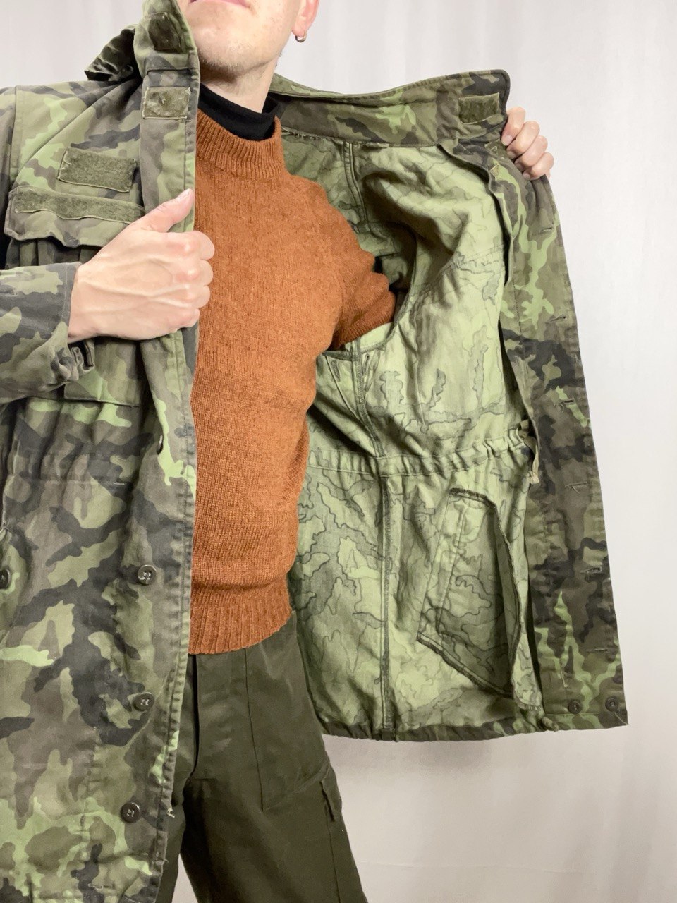 Tsekkiarmeijan Vz95 parka, napeilla, ylijäämä